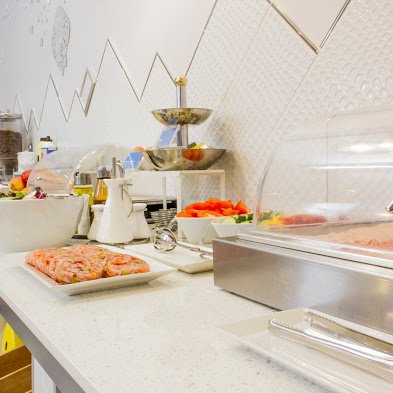 Отель Royal Court Hotel 4* - Изображение 1