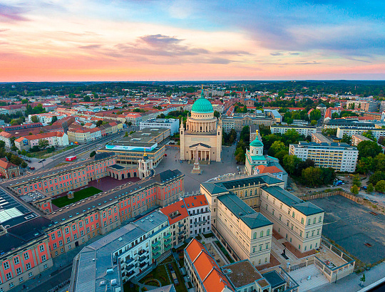 Лодзь - ТЦ Мануфактура - термальный комплекс TERMY UNIEJOW - Берлин - Потсдам* - Изображение 2