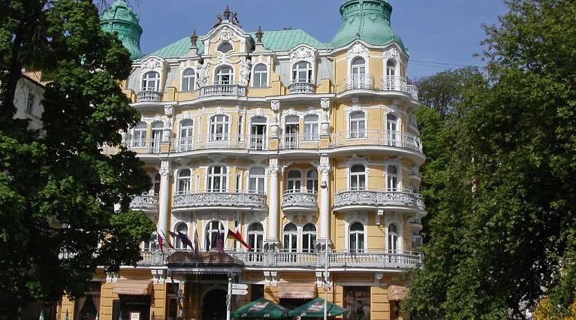 Отель Bohemia 4* - Изображение 0