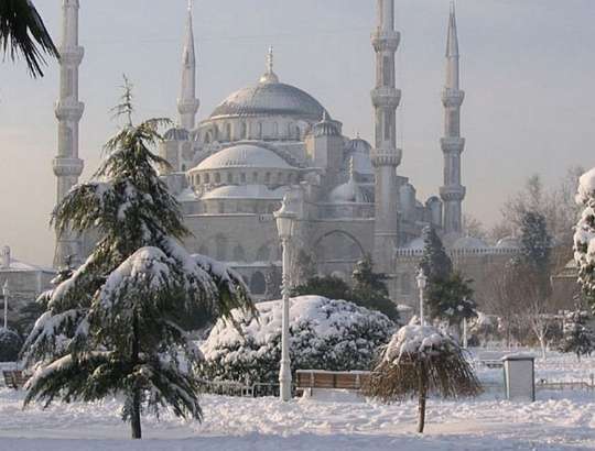 Новогодние огни Стамбула - Изображение 0