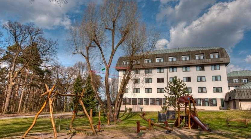 Отель Globus 3* - Изображение 0