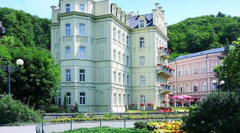 Отель Pavlov 4* - Изображение 0