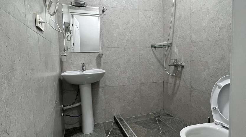 Отель "RELAX INN" - Изображение 1