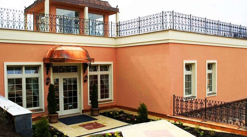 Отель Bristol - Georgij 4* - Изображение 0