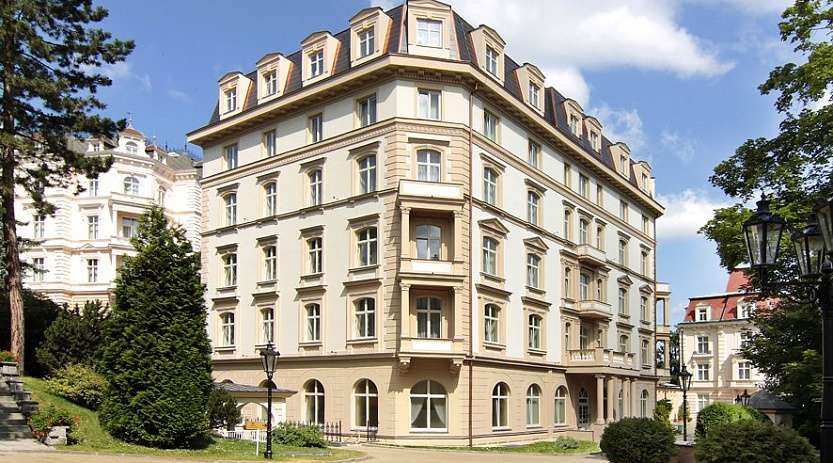 Отель Bristol - Kralovska vila 4* - Изображение 0